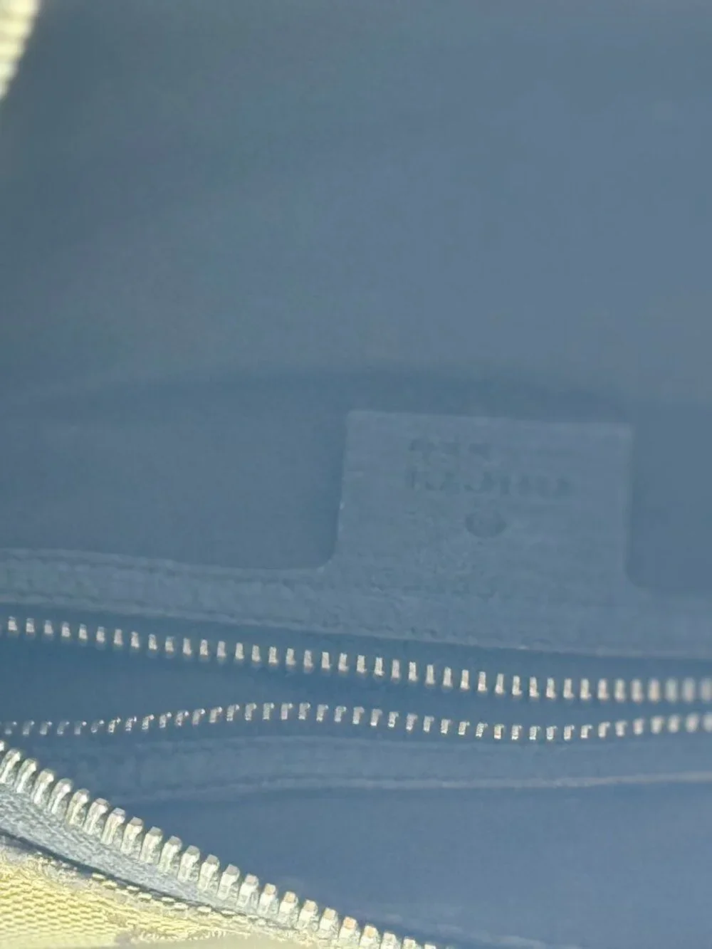 GUCCI VINTAGE GG CANVAS HORSEBIT HOBO BAG